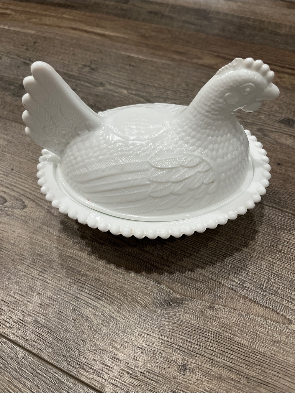 Vintage milk glass chicken